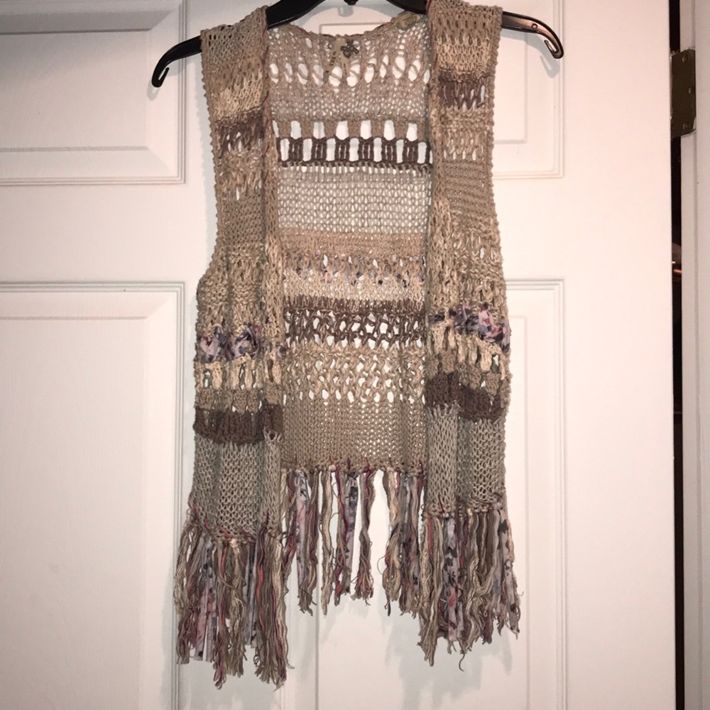 BKE woven vest.